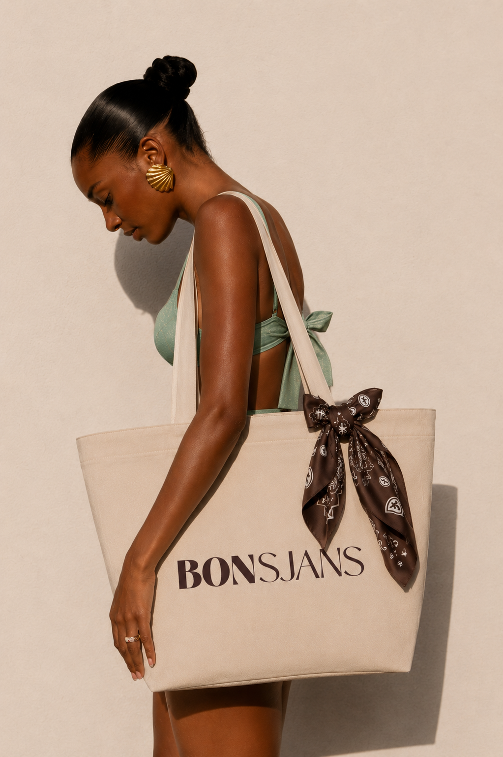Beachbag + signature scarf